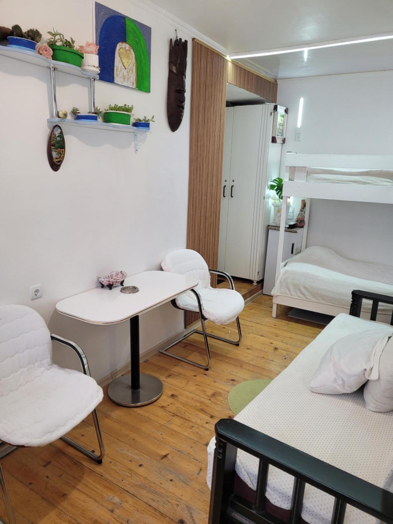 Apartment On Melashvili 24 Μπατούμι Δωμάτιο φωτογραφία